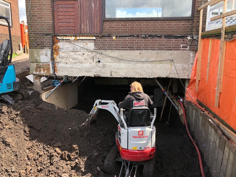 Sloopbedrijf BKS specialist sloopwerken